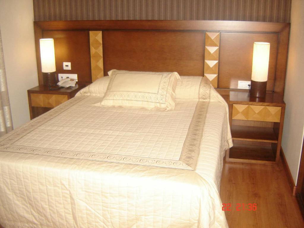 Hotel Ciudad De Martos Oda fotoğraf